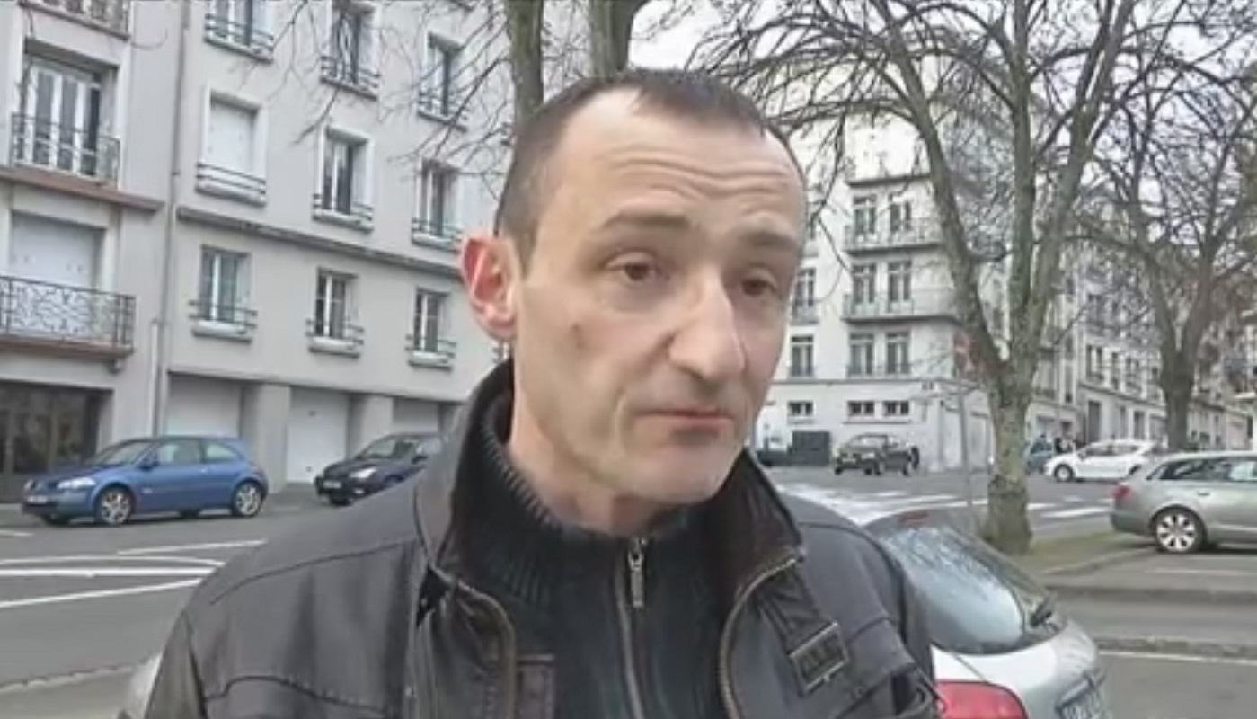 Mikael LAMOUR sur l'emplacement du vol a Brest
